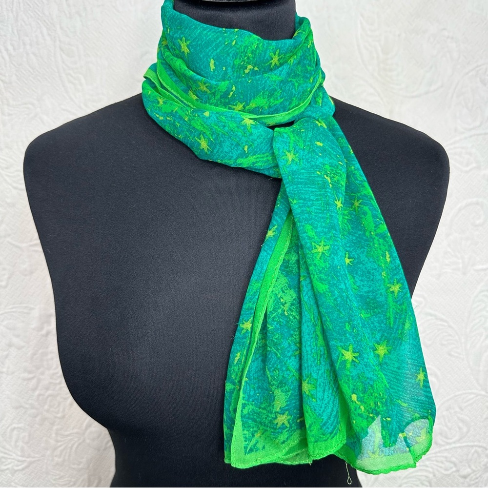 Ellen Tracy Silk Oblong Green Stars Scarf
